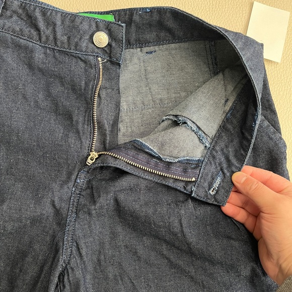 United Colors of Benetton Women’s Loose Short - Made in Italy - Size 6 - Picture 5 of 9